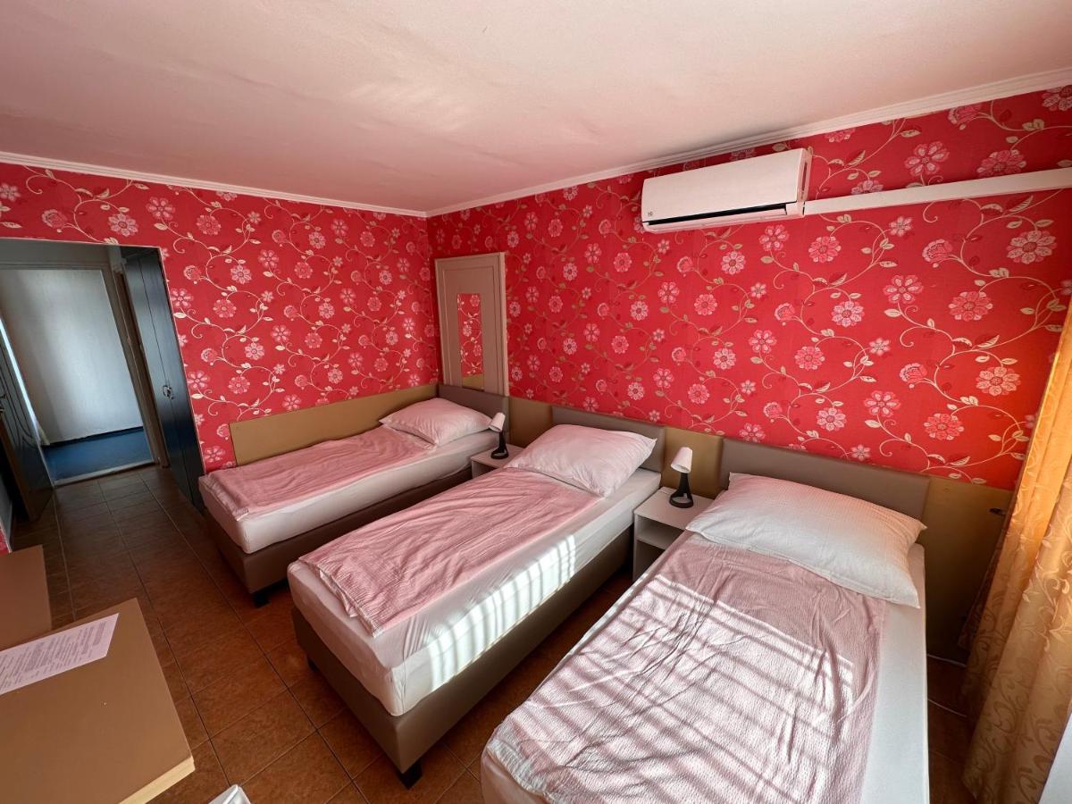 Part Hotel Siofok Exterior photo