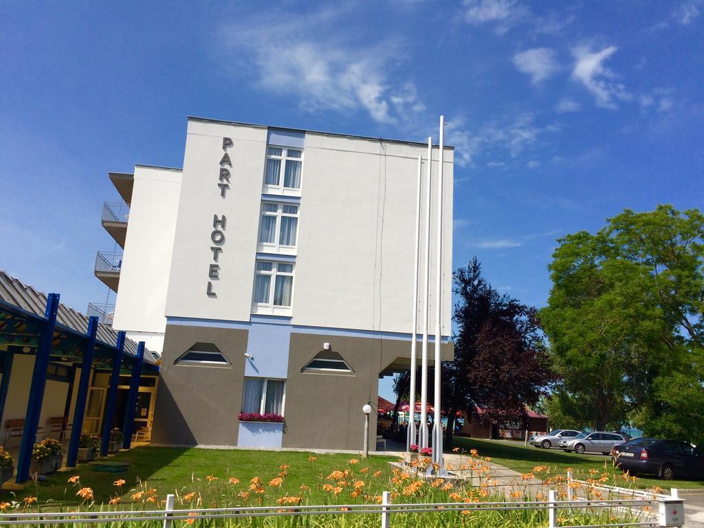 Part Hotel Siofok Exterior photo