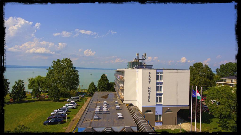 Part Hotel Siofok Exterior photo